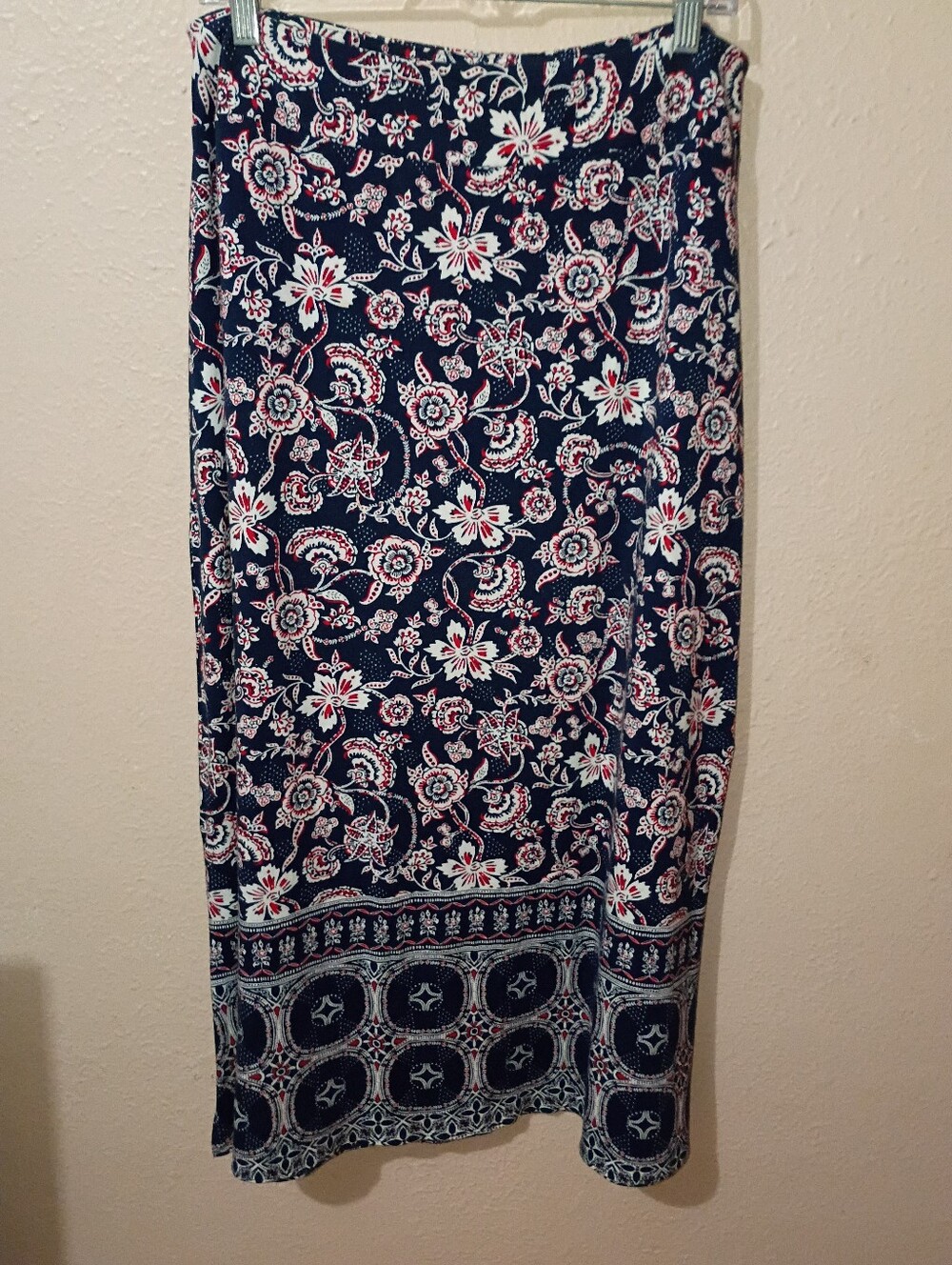 TALBOT'S MEDIUM PETITE Floral Navy Skirt